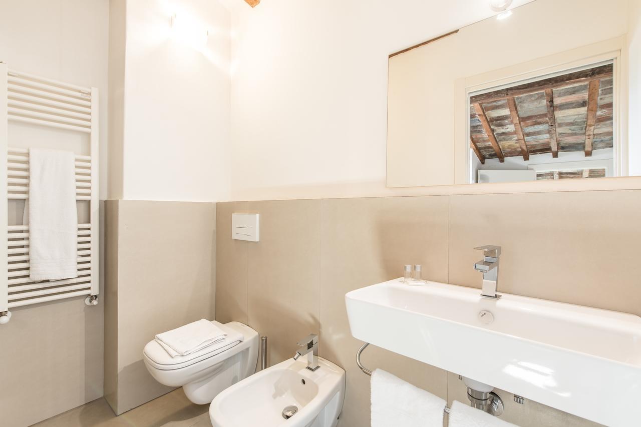 San Frediano Moderno Apartment ฟลอเรนซ์ ภายนอก รูปภาพ