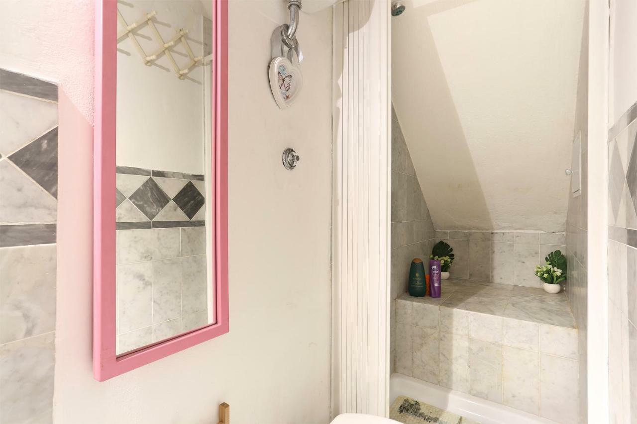 San Frediano Moderno Apartment ฟลอเรนซ์ ภายนอก รูปภาพ