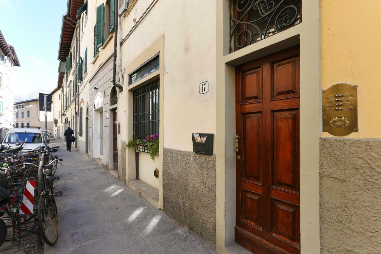 San Frediano Moderno Apartment ฟลอเรนซ์ ภายนอก รูปภาพ